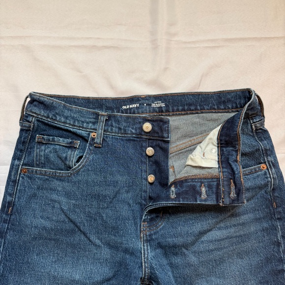 Old Navy The Slouchy Straight Jeans Size 6 Mid Rise Light Wash Relaxed Fit - Picture 7 of 12